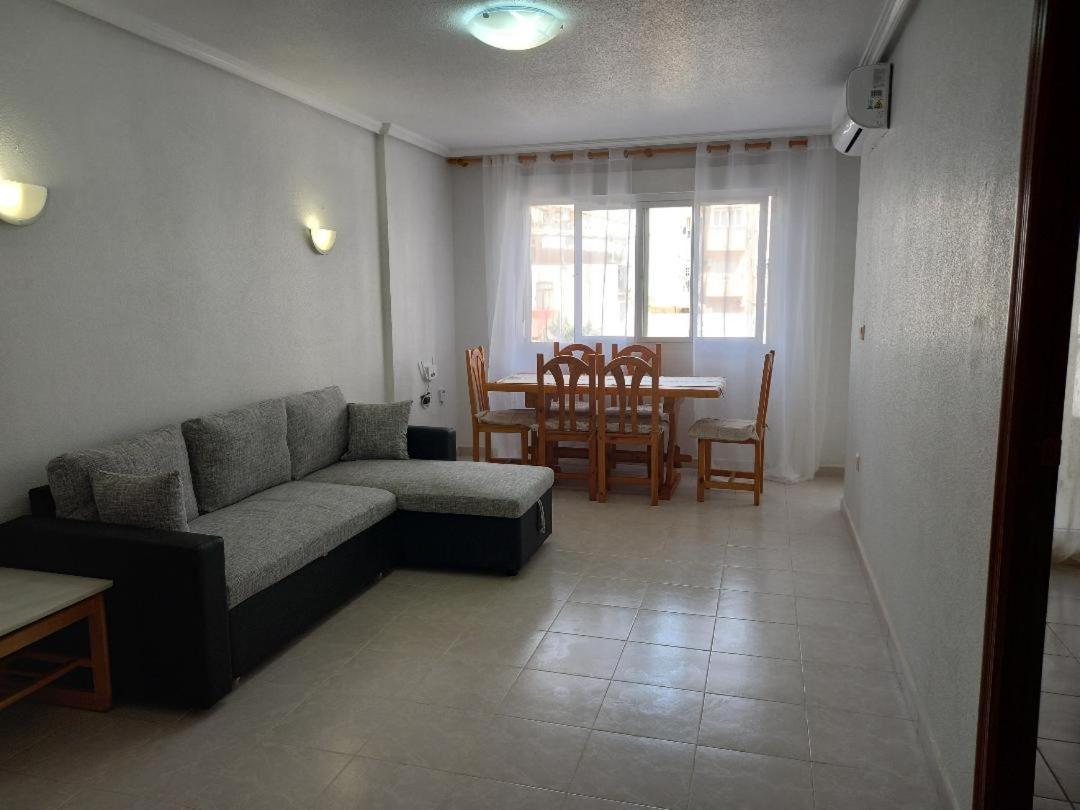 Apartmán Policarpo-Centro Torrevieja Exteriér fotografie